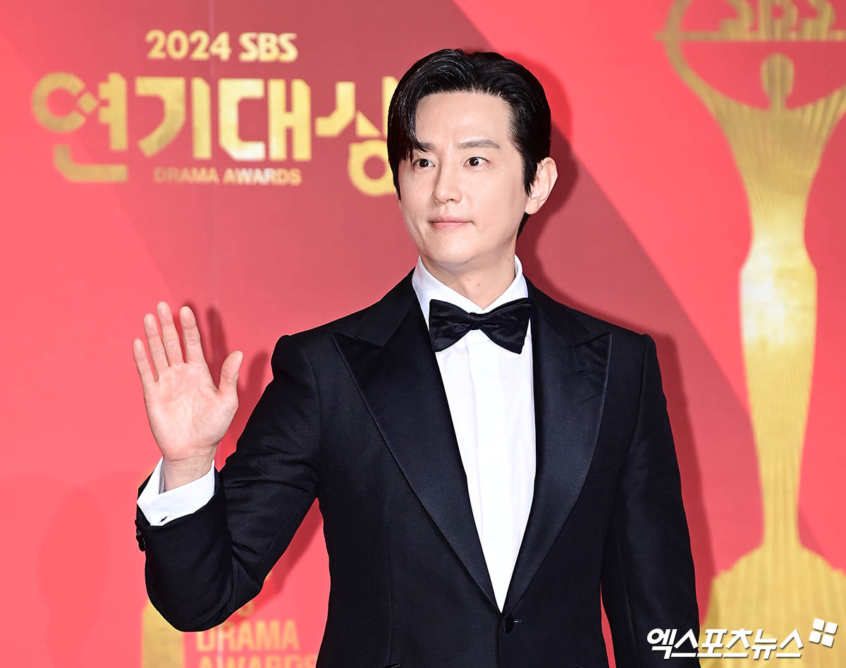 [정보/소식] [단독] '결혼' 권율, 팀호프 전속계약…변요한·이하늬와 한솥밥 | 인스티즈