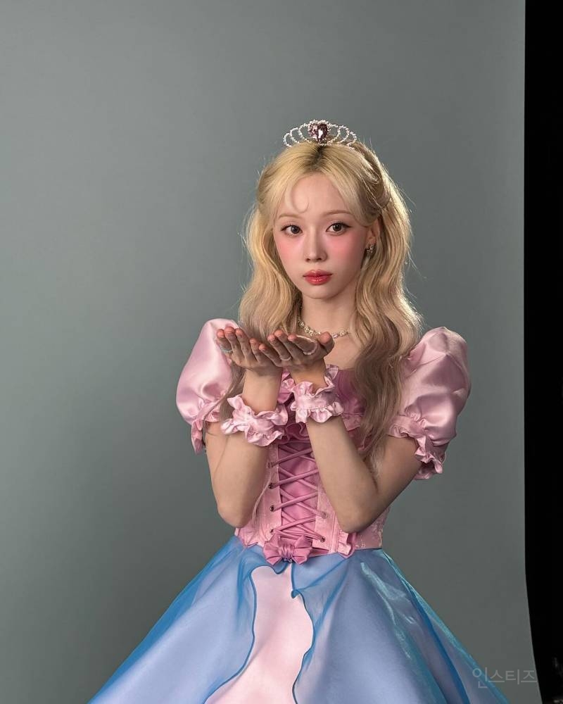 윈터 하츄핑 드레스 입고 샤이니 키 선배님 마주친 썰 | 인스티즈