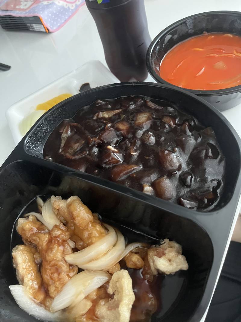 [잡담] 생리전 먹방 오늘 조았다 | 인스티즈