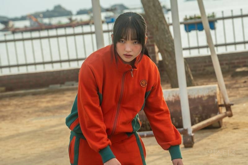 영화 <좀비딸> 🧟‍♀️좀비 수아🧟‍♀️ 스틸컷.jpg | 인스티즈