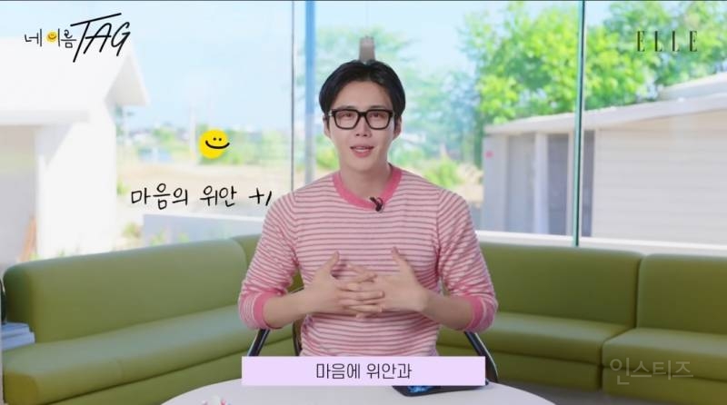 지갑보여주는데 국밥집 명함 나옴.jpg | 인스티즈