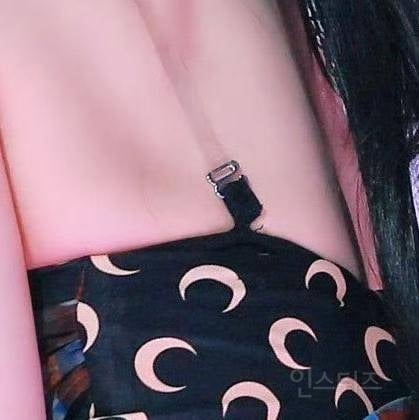 팬들이 말하기도 지쳐가는 카리나 의상문제.jpg | 인스티즈