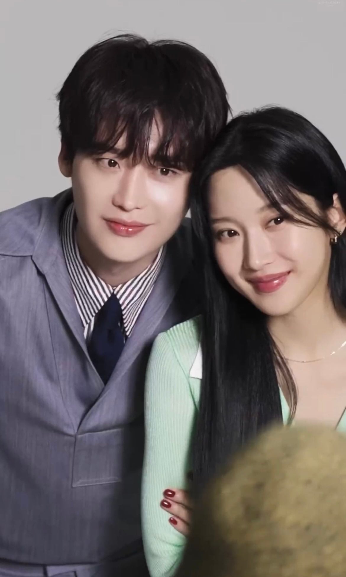 [잡담] 이종석 문가영 너무 예뻐서 홀린듯이 저장함.. | 인스티즈