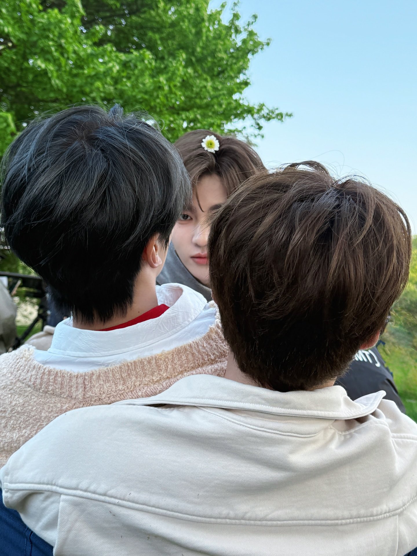 [잡담] 아 장하오 머리에 꽂단거 | 인스티즈