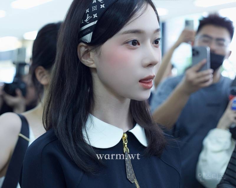 어제자 카리나랑 윈터 공항 | 인스티즈