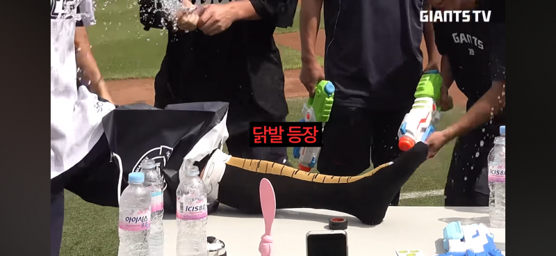 [잡담] 김동혁 진짜 미땡나 ㅋㅋㅋㅋㅋㅋㅋㅋㅋㅋㅋㅋ | 인스티즈