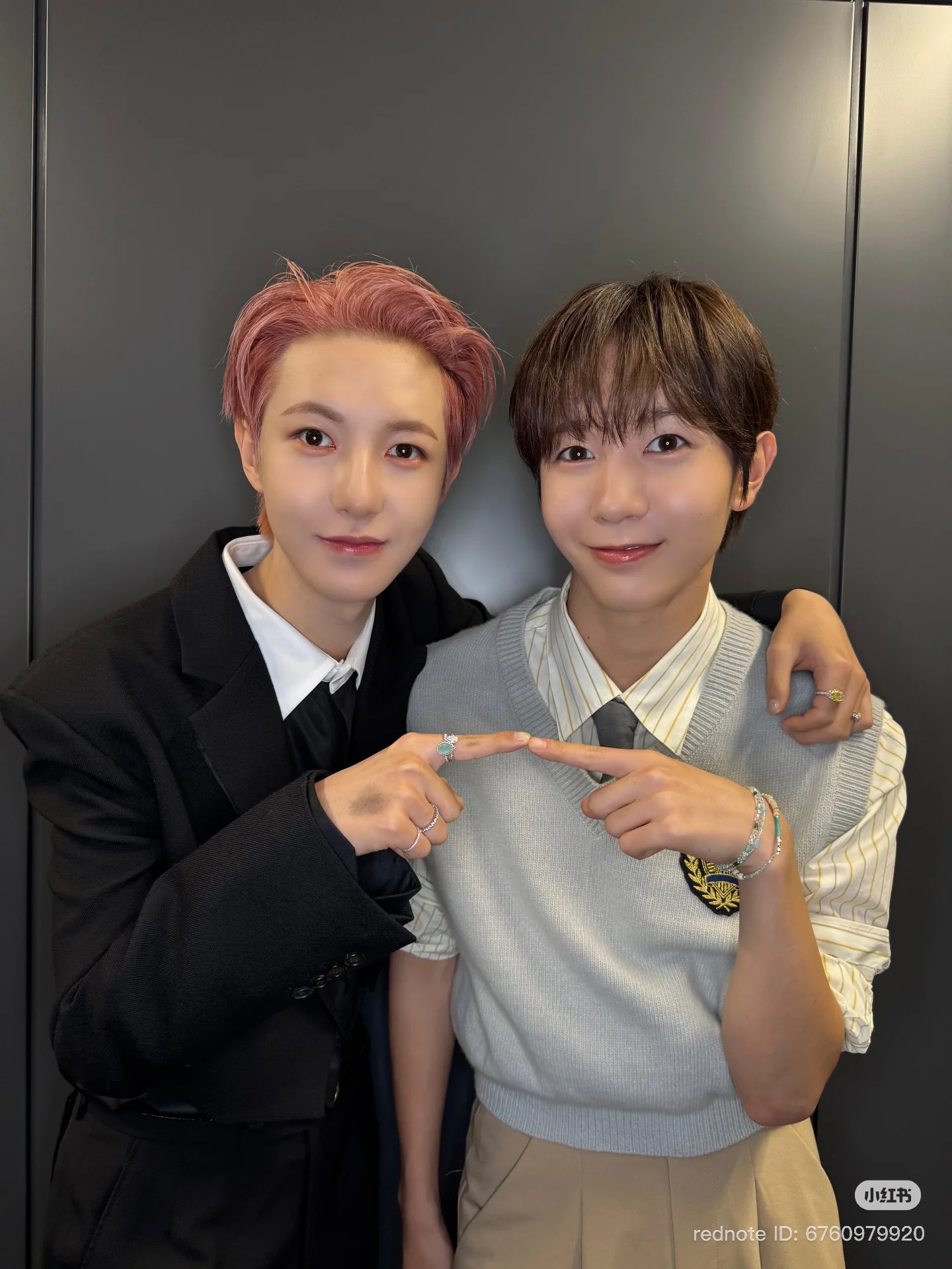 [잡담] 런쥔이 샤오홍슈에 쇼타로 텐 민호 키 조이 아이린 도영 재민 슬기 올라옴 | 인스티즈