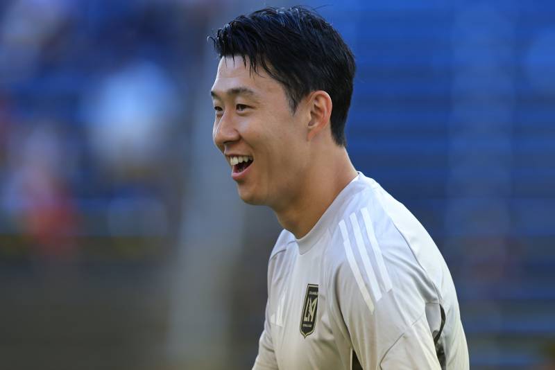 [잡담] [OnAir] 9:30 시카고파이어전 (LAFC 이적 첫 경기) | 인스티즈