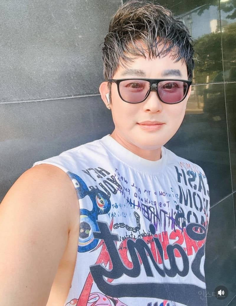 이제 사람들이 100% 누군지 못 알아보는 유명인 (놀람주의) | 인스티즈