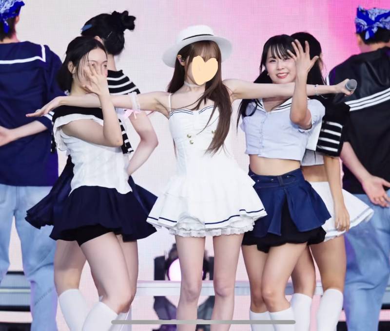 [잡담] 이정도 몸매 되려면 몇키로여야해??? | 인스티즈