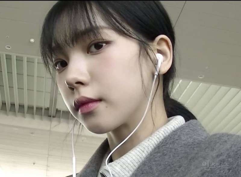 카리나가 줄 이어폰을 쓰는 이유 | 인스티즈