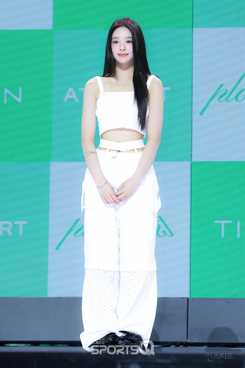 데뷔 기사사진 비주얼이 레전드인 SM 연습생 출신 신인 여돌 | 인스티즈