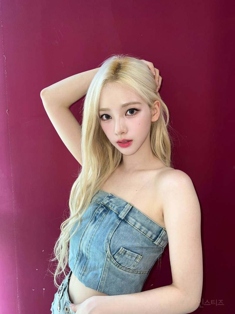 보면 볼수록 금발이 잘어울리는 에스파 카리나 | 인스티즈