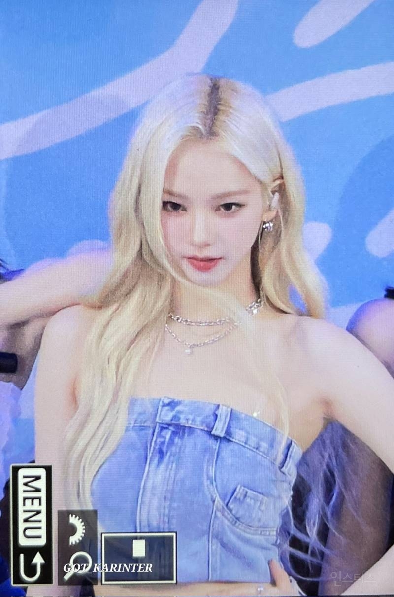 보면 볼수록 금발이 잘어울리는 에스파 카리나 | 인스티즈