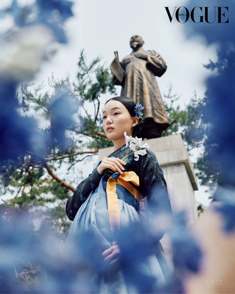 광복 80주년🇰🇷 서대문형무소역사관, 청계천, 장충단공원, 탑골공원에서 찍은 <보그> 한복 화보 | 인스티즈