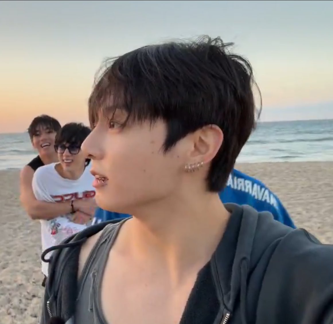 [잡담] 정국 숨만 쉬어도 망붕 붙는 이유를 알겠슨 | 인스티즈