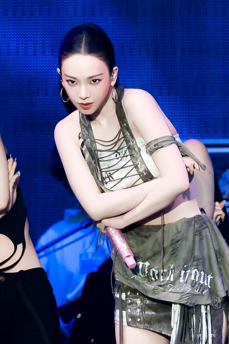 오늘자 썸머소닉 카리나 윈터 고화질.jpg | 인스티즈