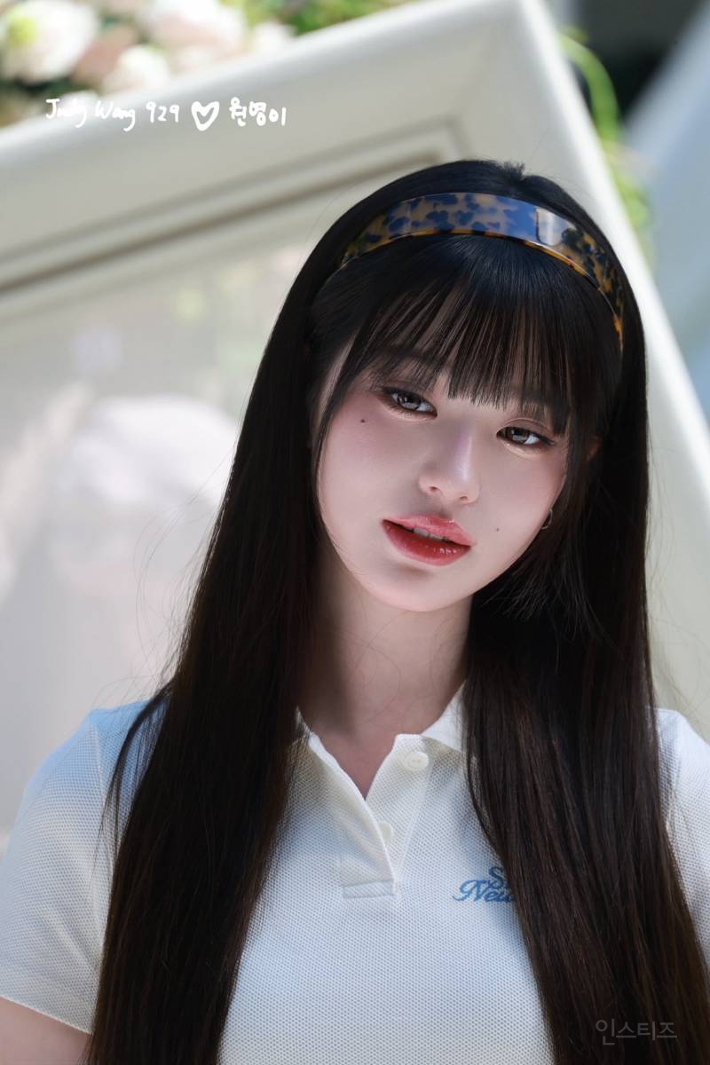오늘 상하이 뉴발란스 행사 참석한 장원영 | 인스티즈