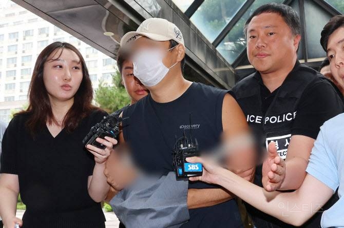 엄마 때리자 "죽여버린다”는 형 말에…부모·형 모두 살해 | 인스티즈
