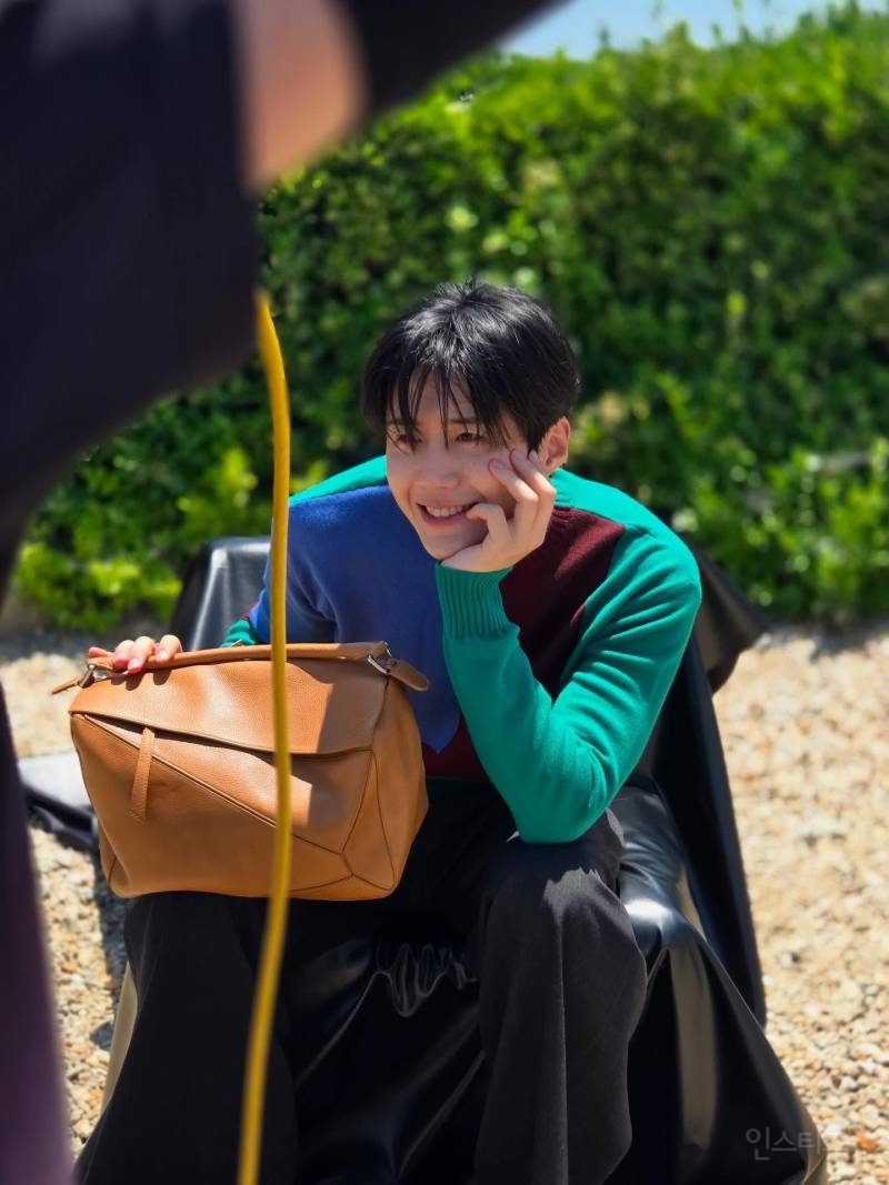 화보찍을때 유독 더 멋있어지는 배우.jpg | 인스티즈