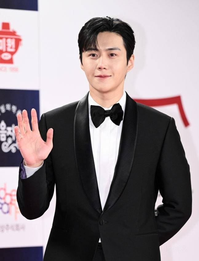 김선호, 딥페이크·사칭 피해…소속사 "강력 대응" | 인스티즈