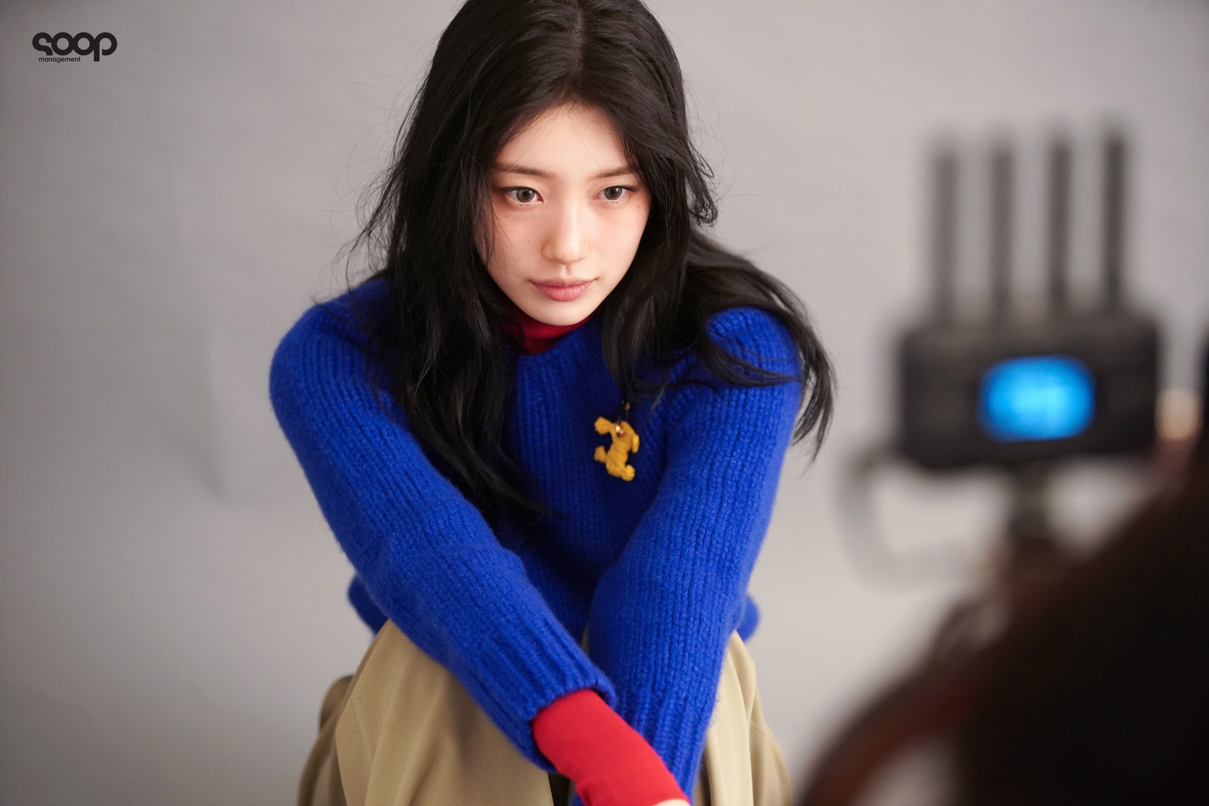 수지 셀린느 광고 비하인드 사진jpg | 인스티즈