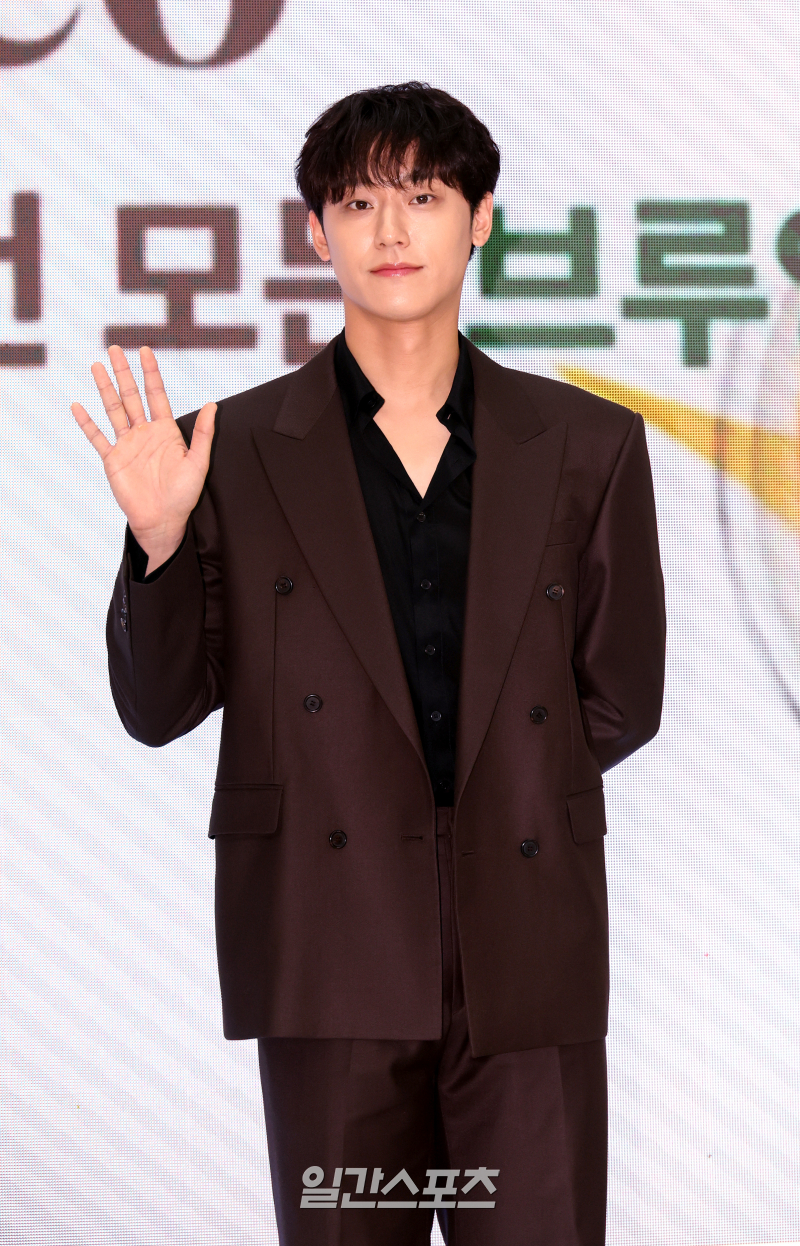 [잡담] 이도현 오늘 왜 이래? | 인스티즈