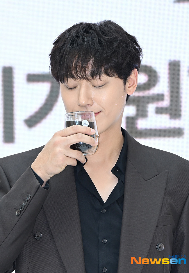 [잡담] 이도현 오늘 왜 이래? | 인스티즈