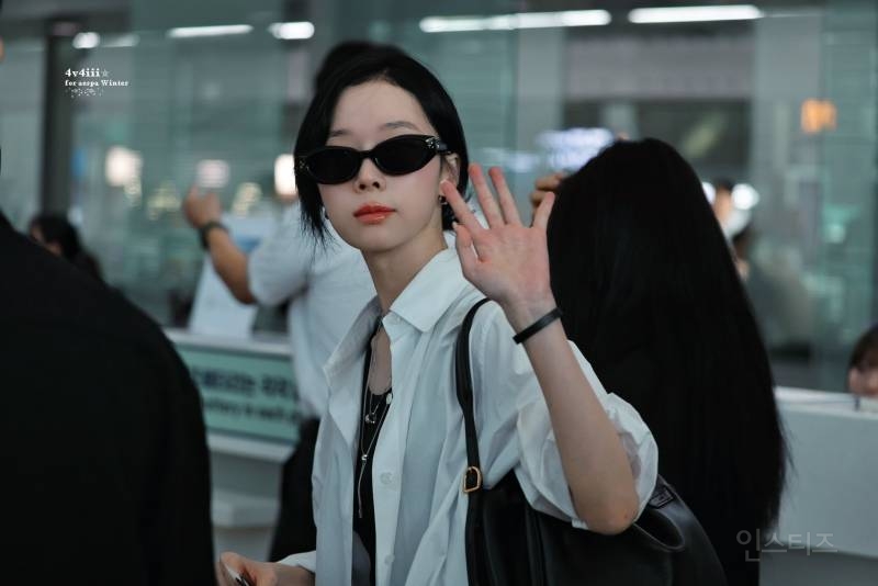 오늘 마카오 출국한 카리나&윈터 고화질jpg | 인스티즈