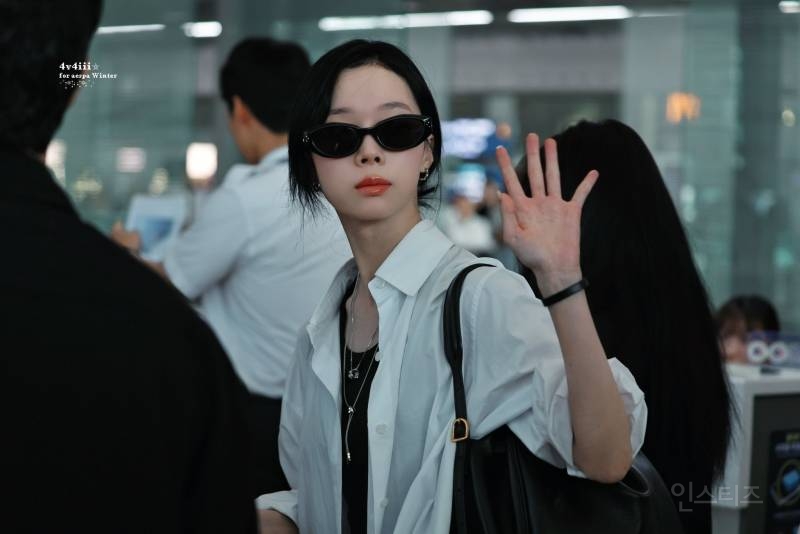 오늘 마카오 출국한 카리나&윈터 고화질jpg | 인스티즈