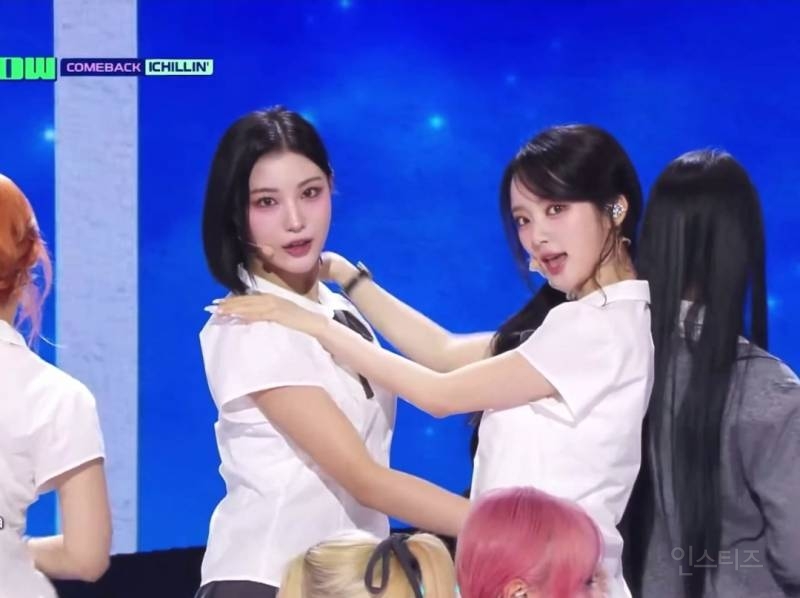 안무중에 실수해버린 아이돌 .jpg | 인스티즈