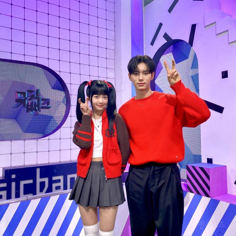 최근 같은 소속사가 된 키 190cm대 두 남배우 | 인스티즈