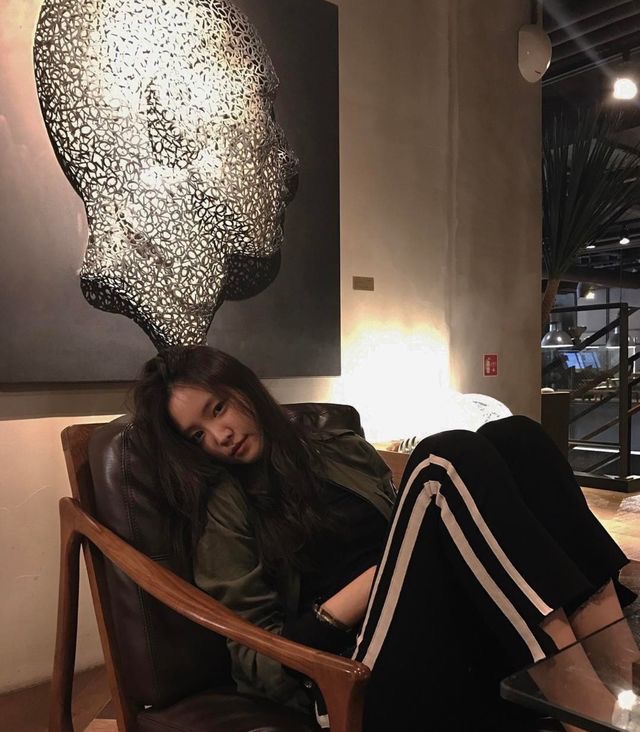 [잡담] 그시절 손나은은 약간 교환학생느낌나 | 인스티즈