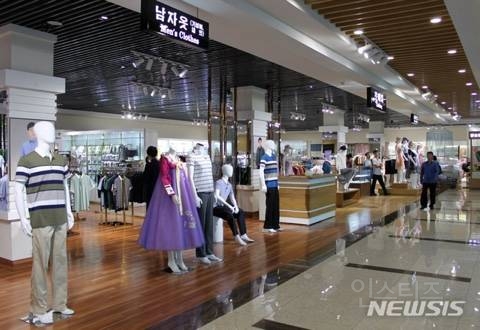 북한 상류층만 이용할 수 있는 백화점 | 인스티즈