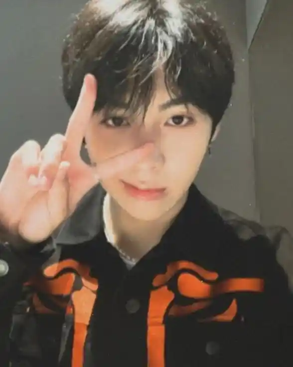 ADP 조우찬 챤왼 챤른 트레이니 에이 시절 저화질 프리뷰 과사 위주 이상원 조우찬 투샷 (167) webp 공유 | 인스티즈