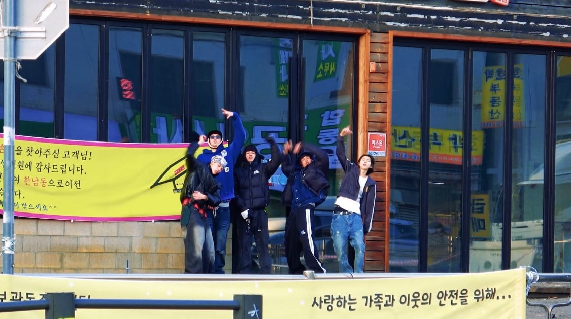 [잡담] 약간 코르티스 패션 딱 들었을 때 얘네가 자체적으로 찍은 뮤비 생각났음 | 인스티즈