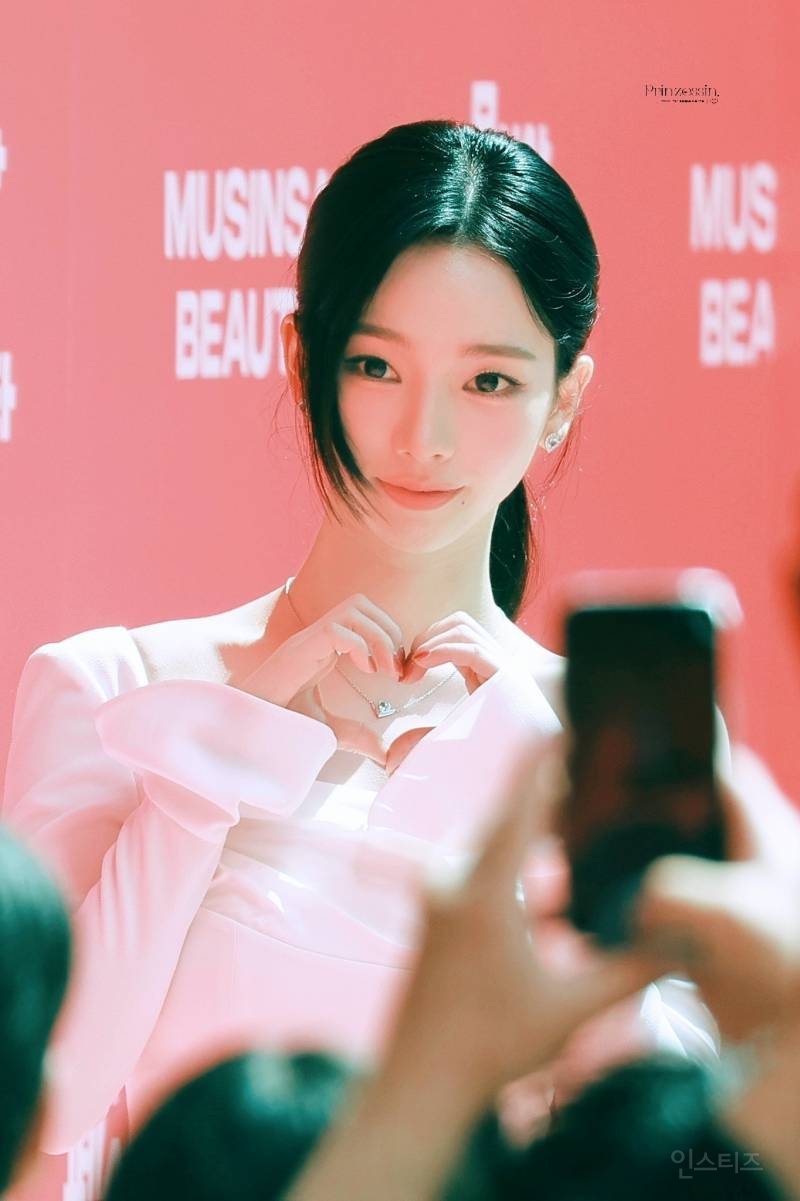오늘 카리나 무신사 뷰티 페스타 개최 기념 고화질jpg | 인스티즈