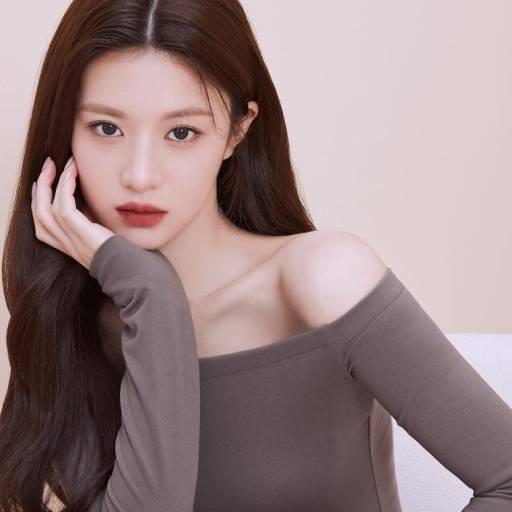 [잡담] 미용실에서 초코브라운 했는데 걍 검정색이야.. | 인스티즈