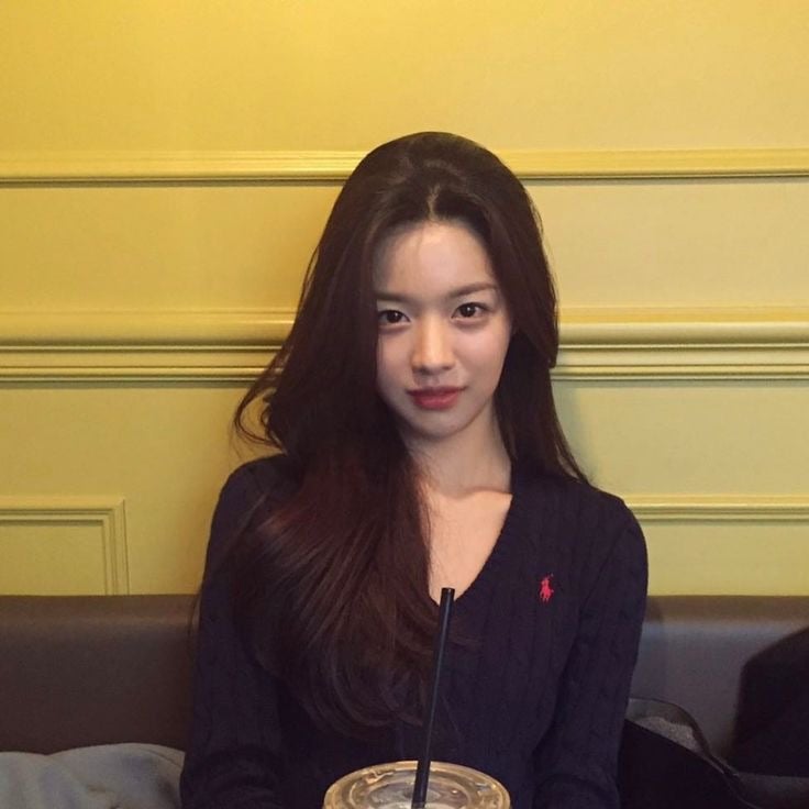 [잡담] 고윤정 데뷔 전? 초? 진짜 이쁘다 | 인스티즈
