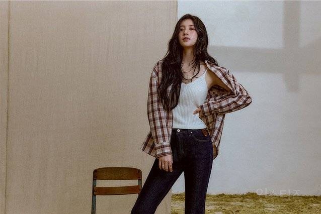 또 역대급이라는 수지 게스 뉴 FW 화보...jpg | 인스티즈
