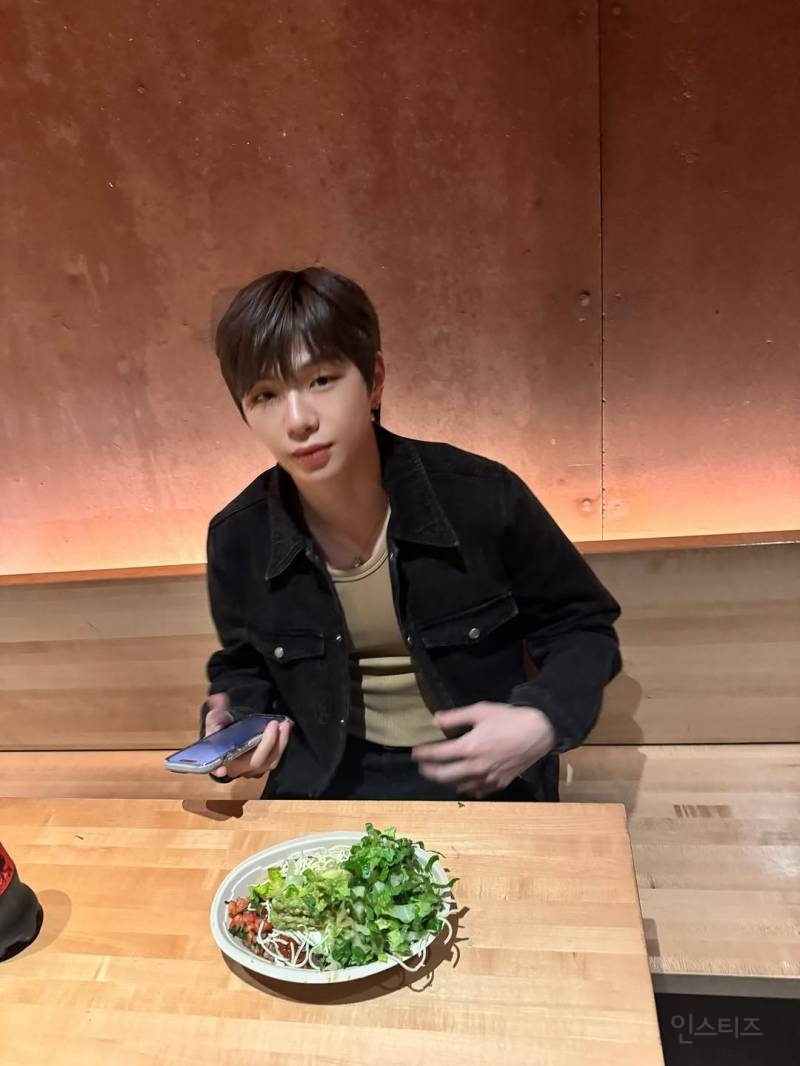 어제자 뉴욕 강다니엘 | 인스티즈