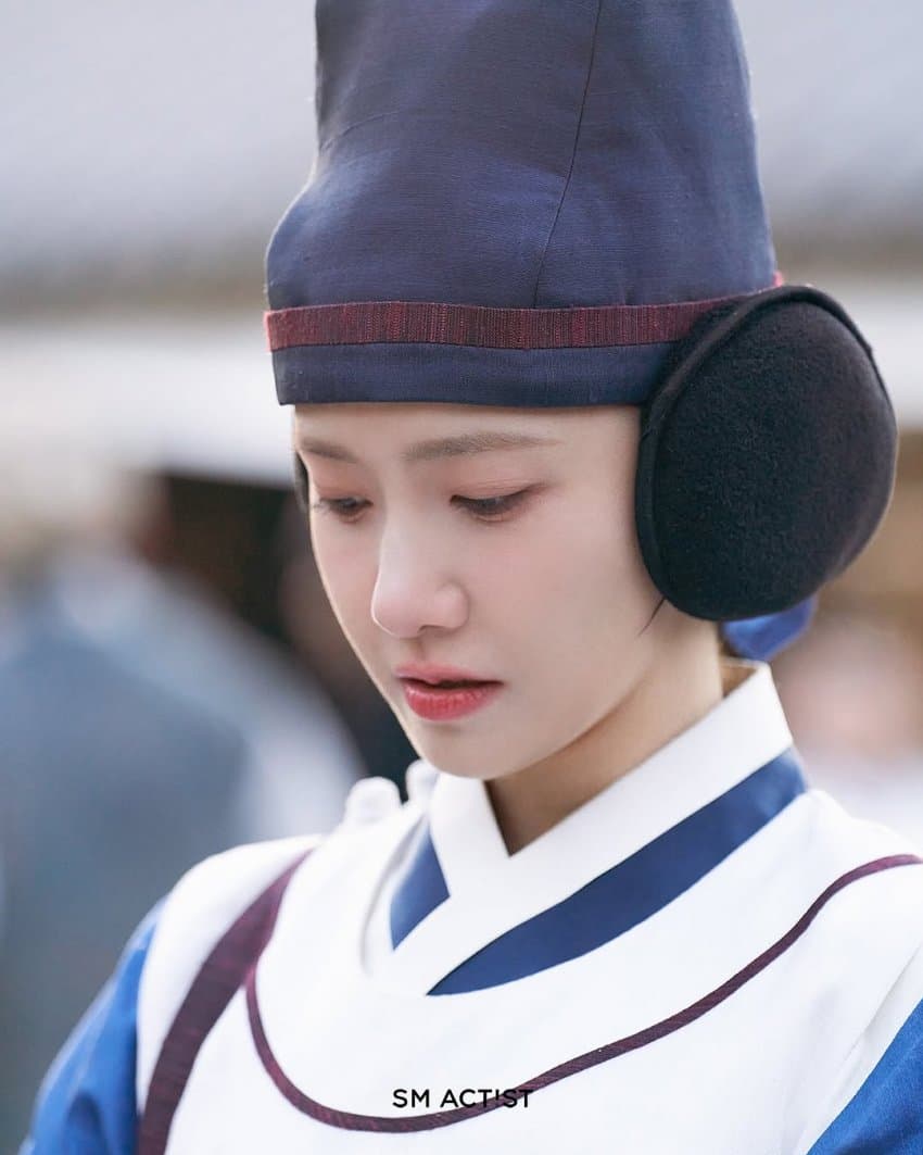 [잡담] 군밤장수 귀마개하고 청순한 윤아 | 인스티즈