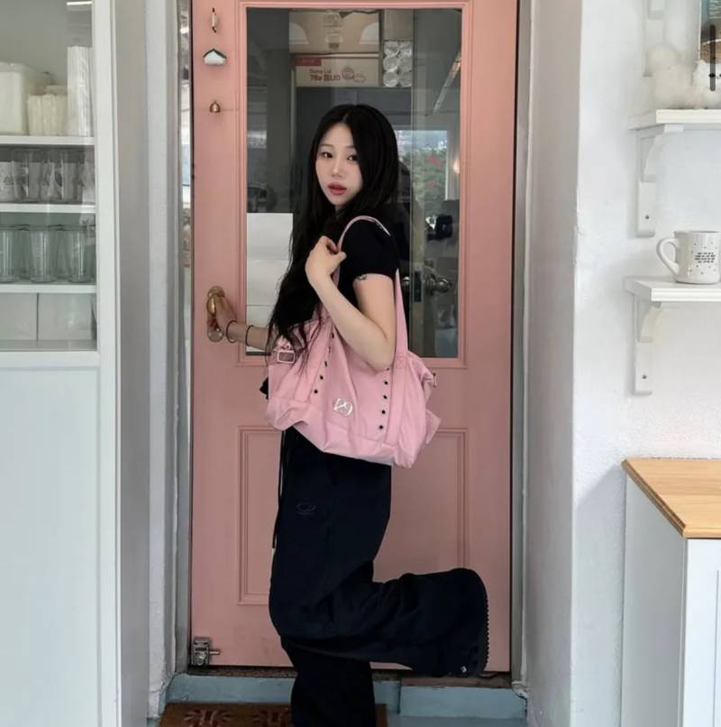 [잡담] 이 가방 24살이 쓰기에 좀 에반가ㅠ | 인스티즈