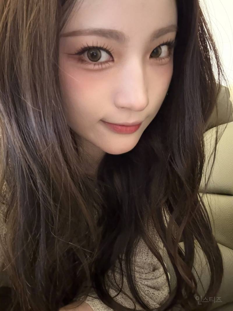 단발 안어울려서 속상하다는 여돌.jpg | 인스티즈