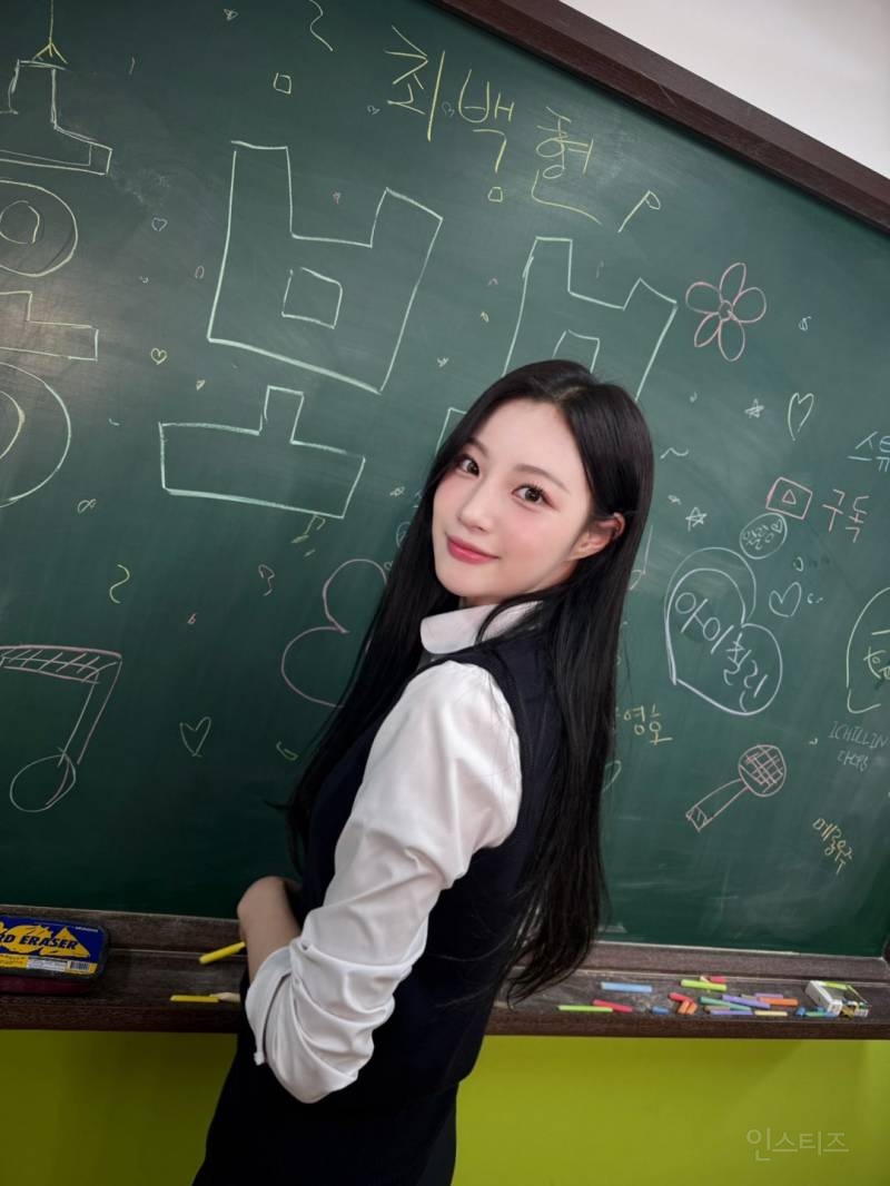 단발 안어울려서 속상하다는 여돌.jpg | 인스티즈