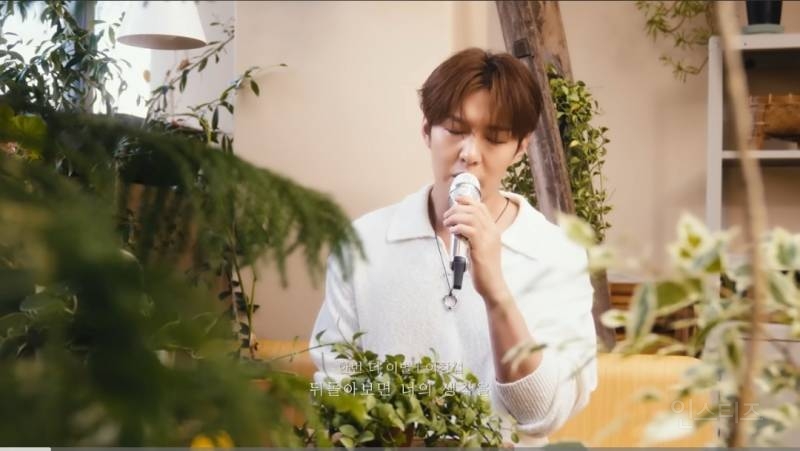 미련 뚝뚝 감성으로 노래부르는 이창섭.jpg | 인스티즈