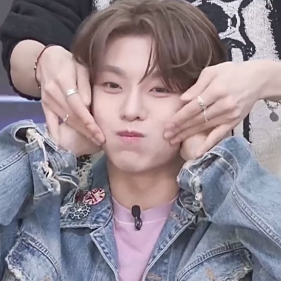 [잡담] 허씬롱이랑 김건우 이거 개귀엽네ㅋㅋㅋㅋ | 인스티즈