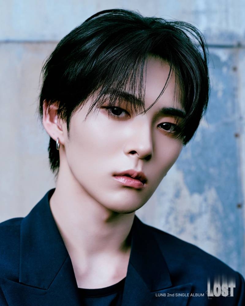 장발로 미친 미모력 보여준 남돌.jpg | 인스티즈