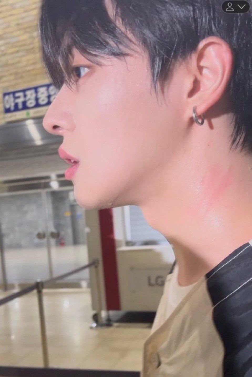 [잡담] 이리오 중안부 개짧고 턱 썰렸다는 | 인스티즈