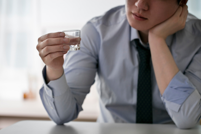 간 기증받고도 또 술…뇌사자 기증한 간, 절반이 알코올 중독자에게 왜? | 인스티즈